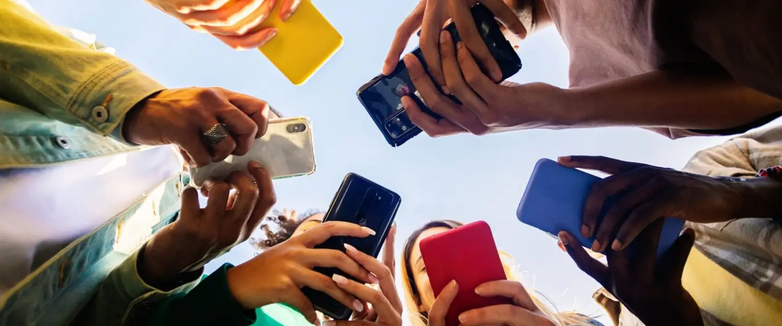 5 Benefits of Adopting a Mobile-First Strategy featured cover image